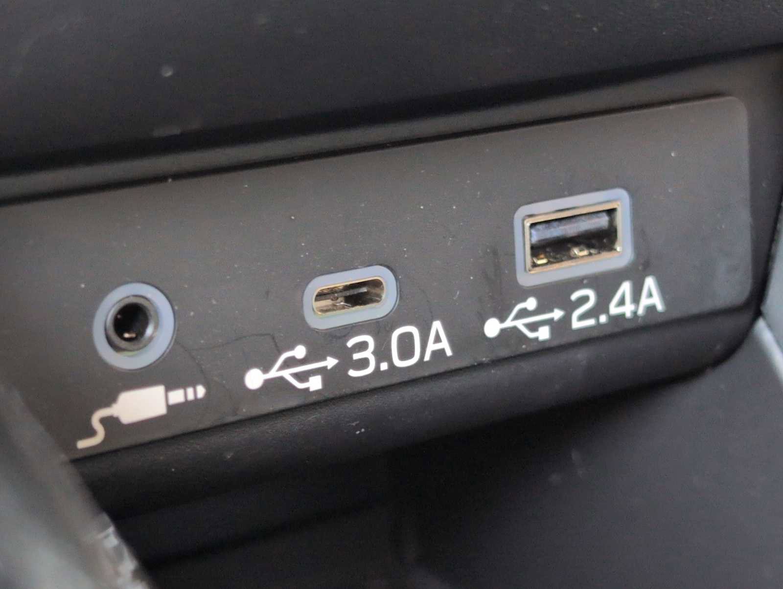 Used 2025 Subaru Outback Touring XT AWD/4WD image 30