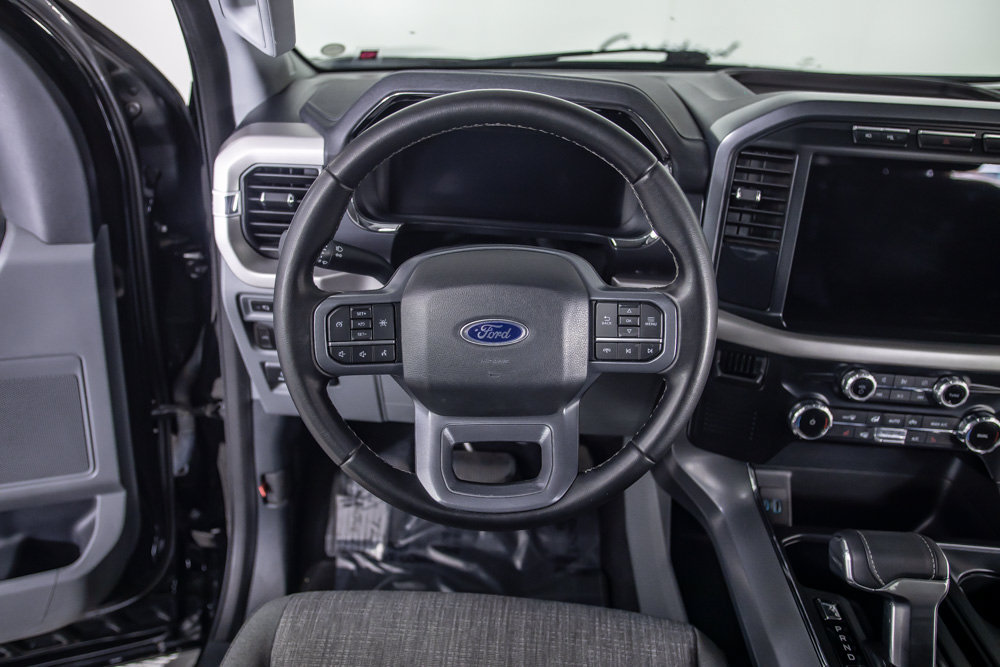 Used 2023 Ford F150 Lightning XLT AWD/4WD image 20