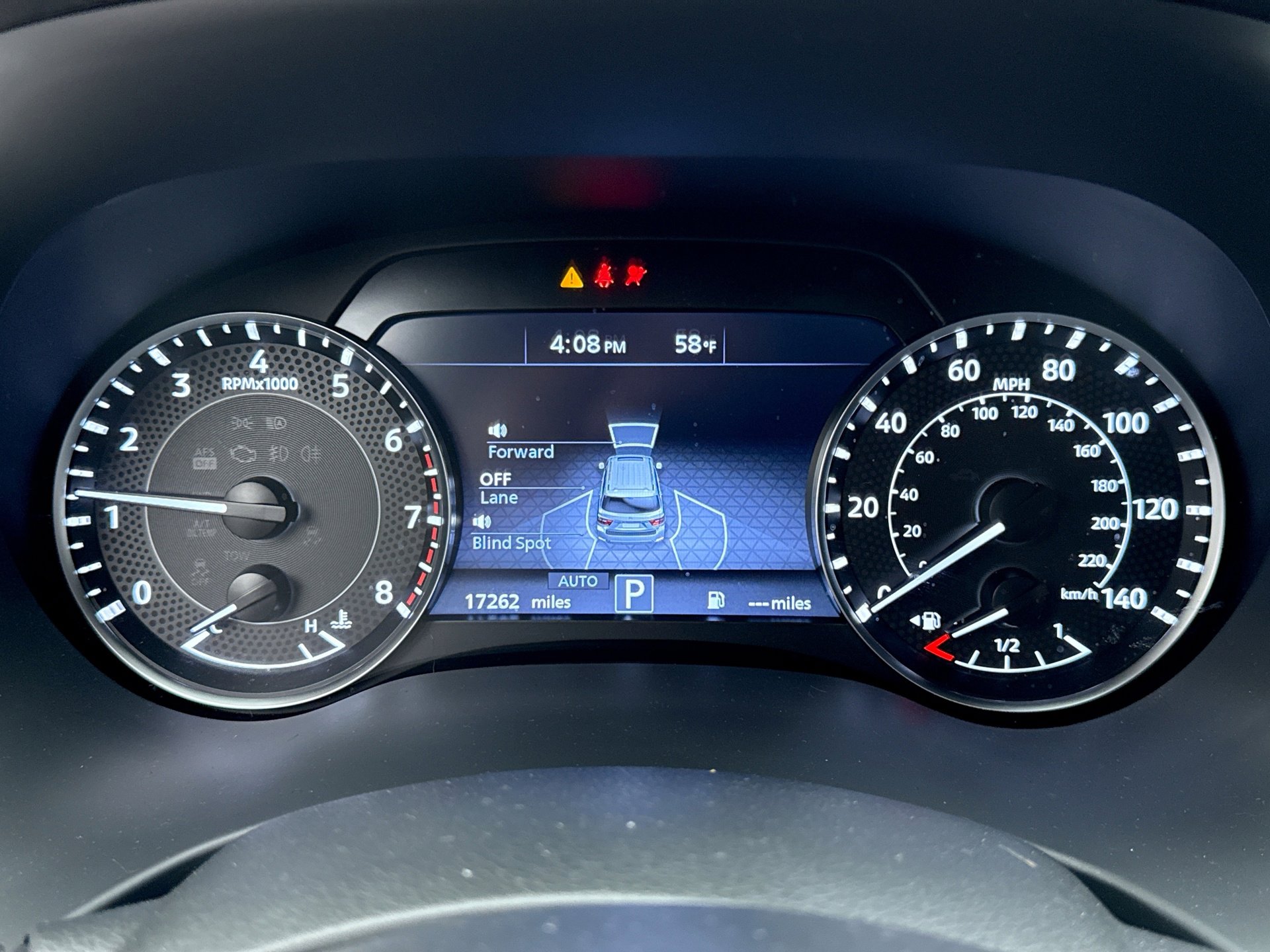 Used 2024 Nissan Armada SL w/ Cargo Package image 10