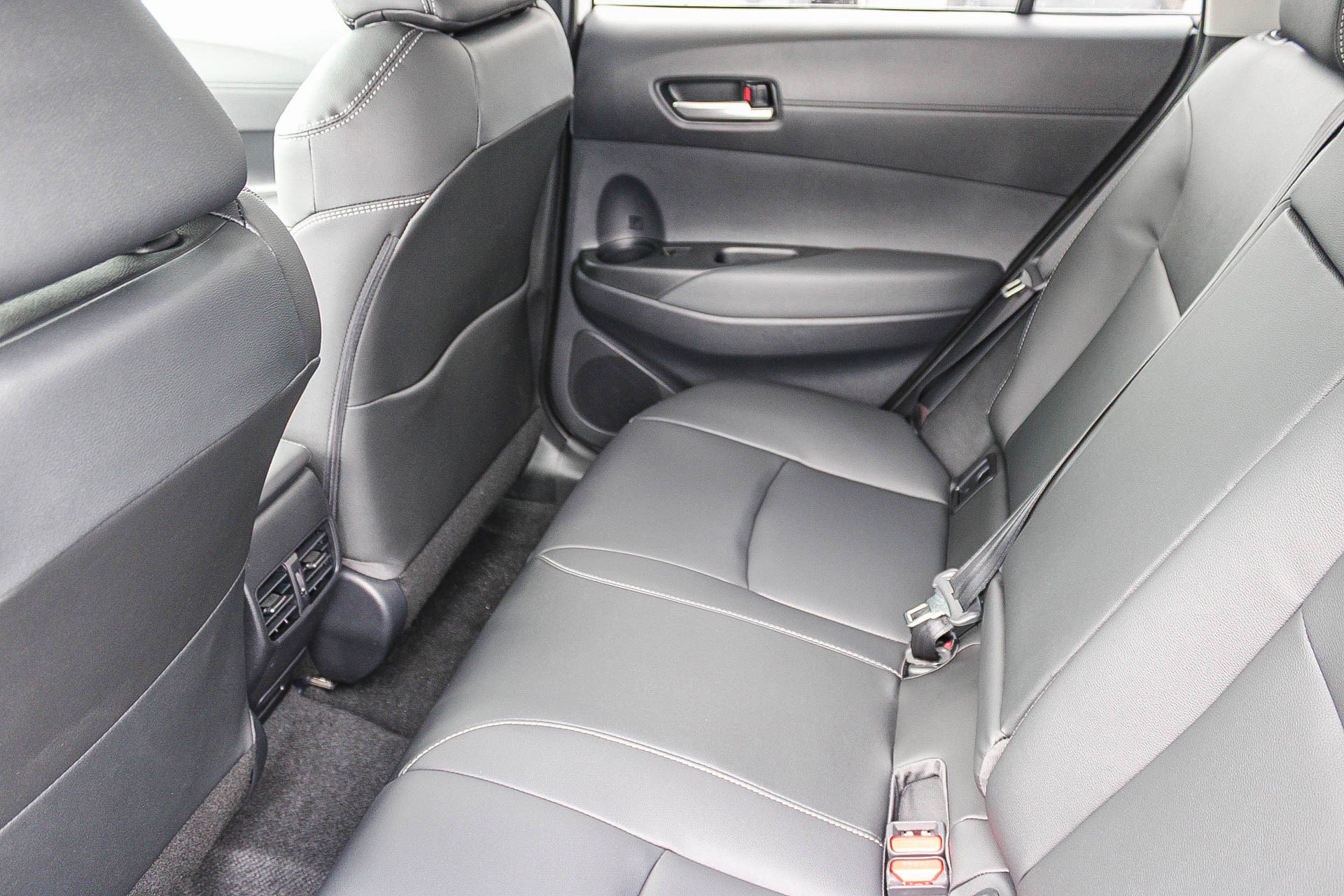 New 2026 Toyota Corolla Cross XLE image 21