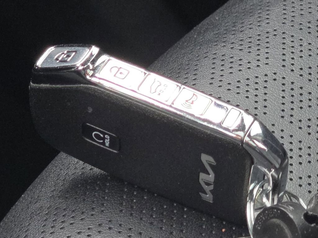 Used 2023 Kia Sorento X-Line EX image 36