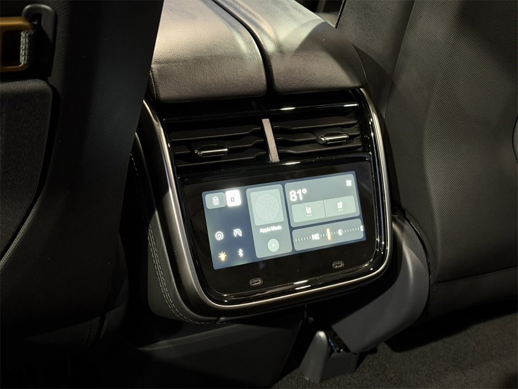 Used 2022 Rivian R1T Launch Edition image 24