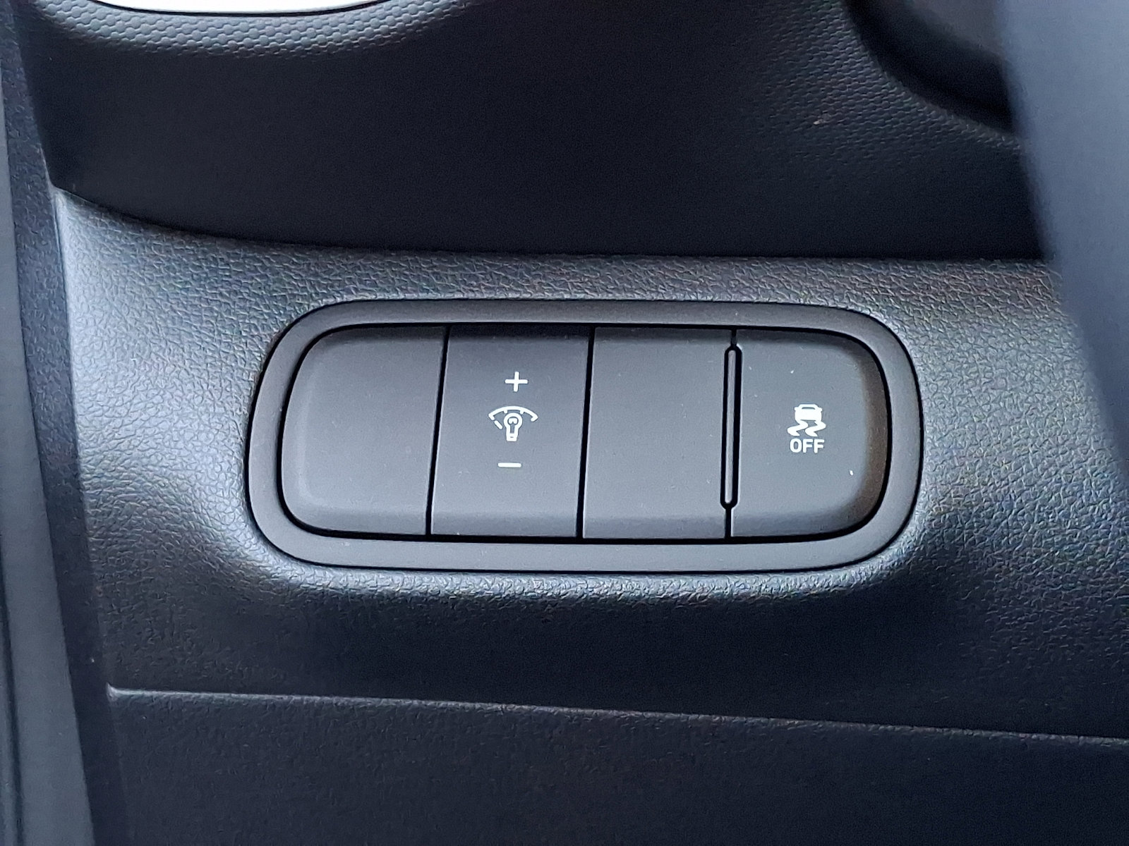 Certified 2023 Hyundai Venue Limited image 23