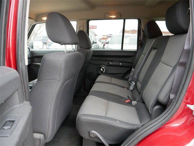 Used 2010 Jeep Commander Sport image 17