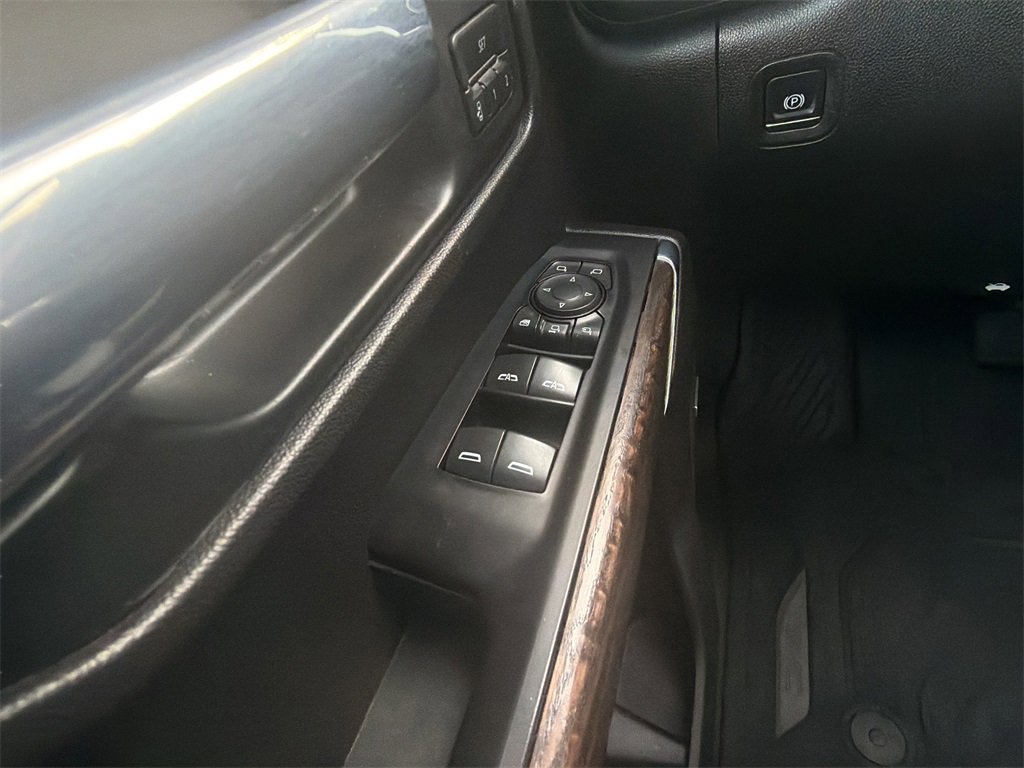 Used 2020 GMC Sierra 2500 Denali w/ Denali Ultimate Package image 6