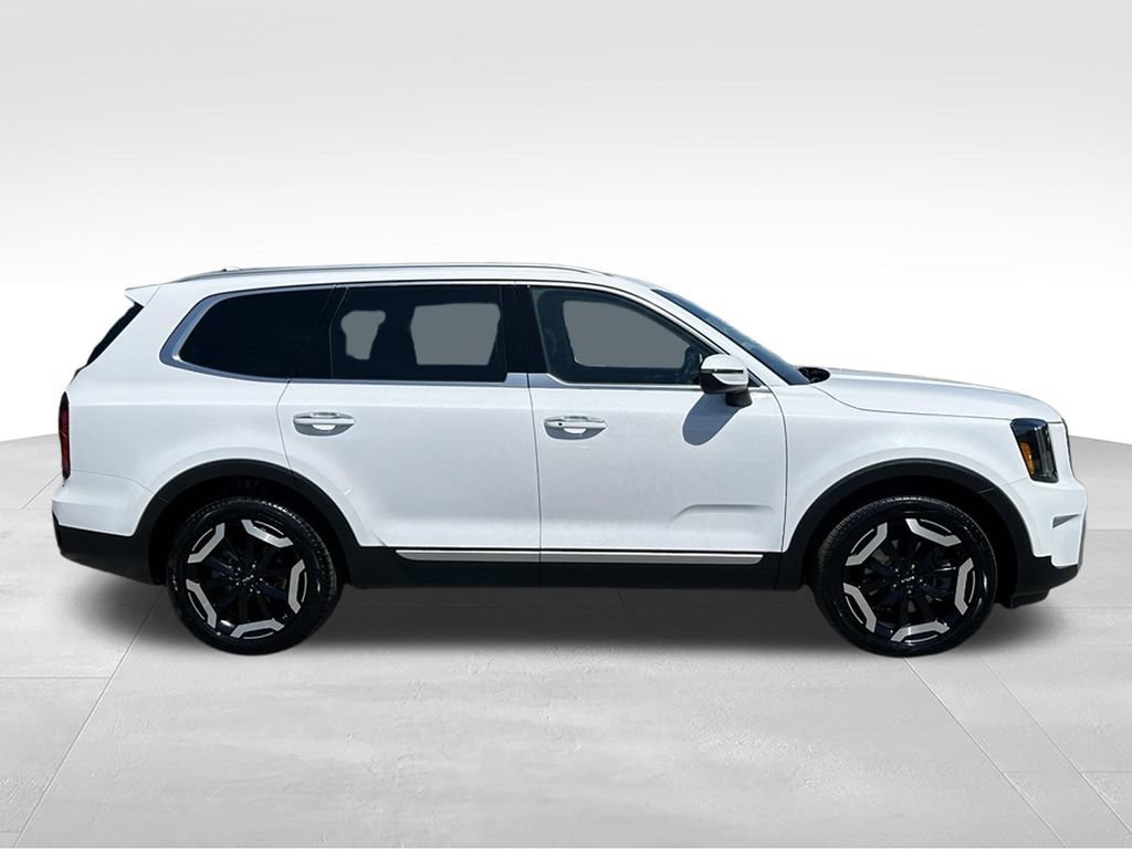 Used 2025 Kia Telluride S AWD/4WD image 8