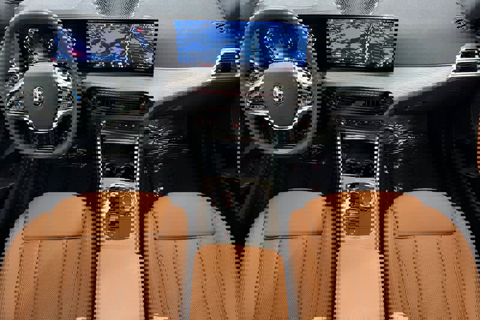 Used 2025 BMW 230i Coupe w/ Convenience Package image 3