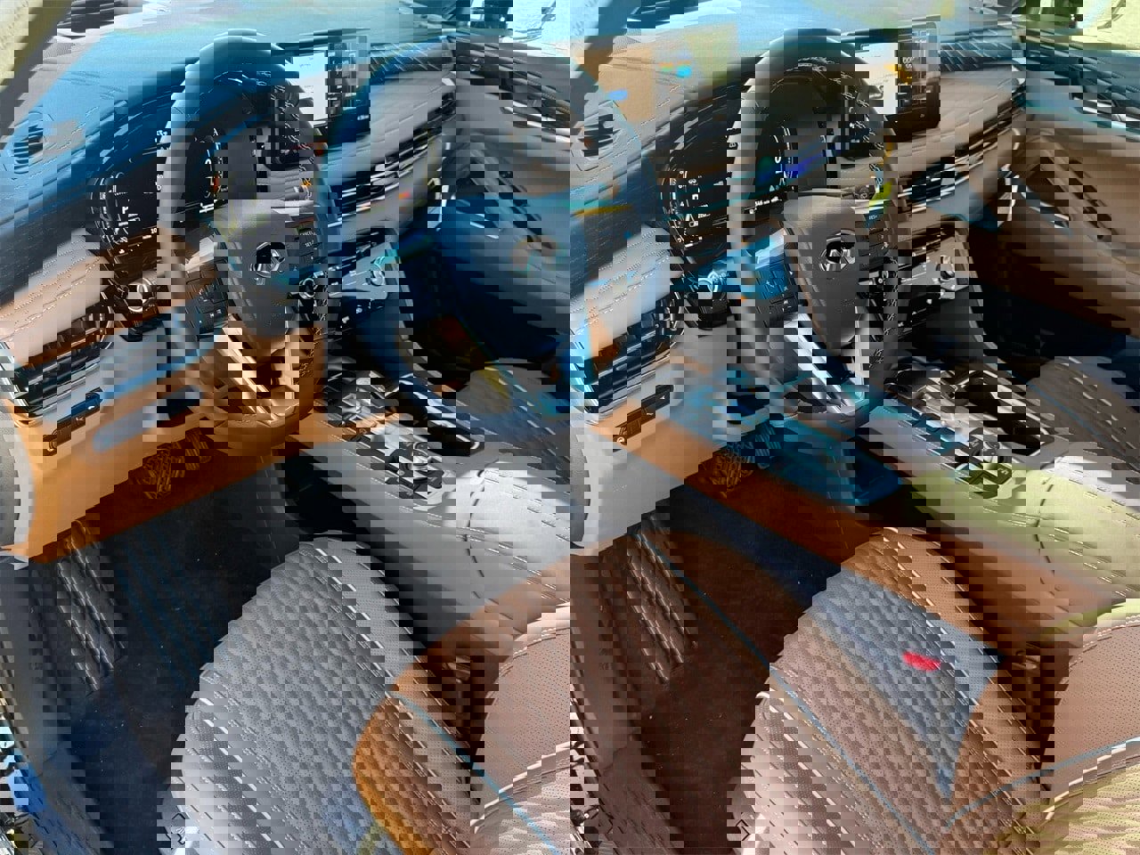 New 2026 INFINITI QX60 Autograph w/ Dark Cargo Package image 13