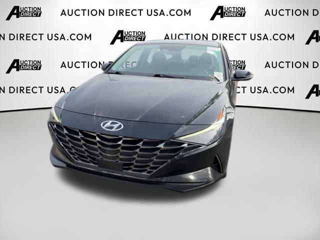 Used 2021 Hyundai Elantra Limited image 8
