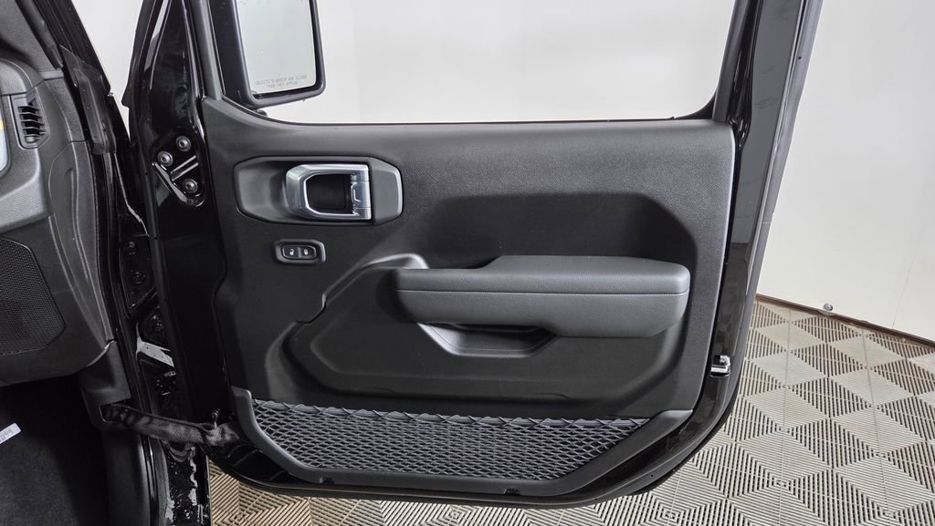 New 2026 Jeep Wrangler Sport AWD/4WD image 30