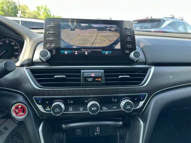 Used 2018 Honda Accord Touring image 17