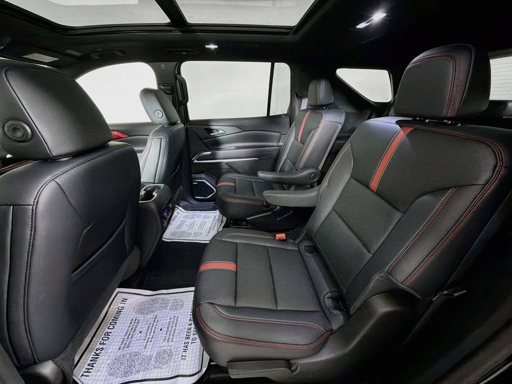 New 2026 Chevrolet Traverse RS w/ LPO, Floor Liner Package AWD/4WD image 19