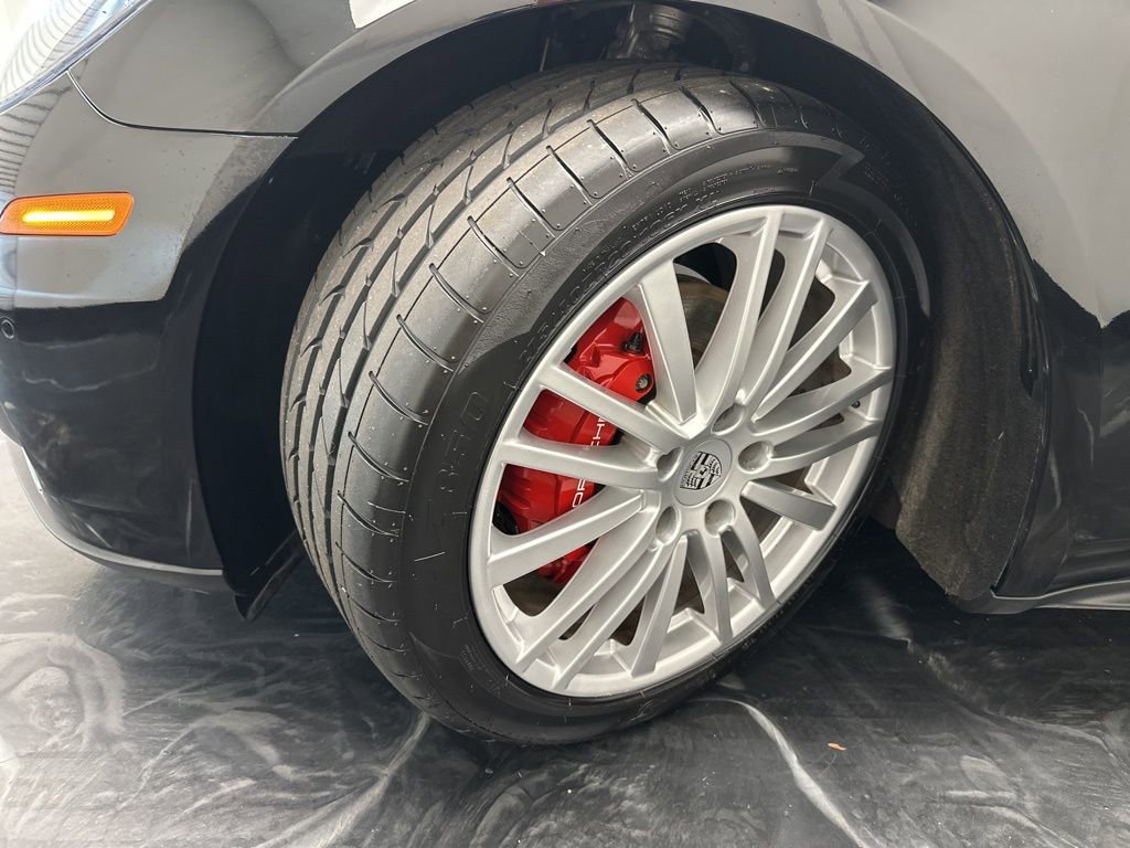 Used 2018 Porsche Panamera 4 image 34