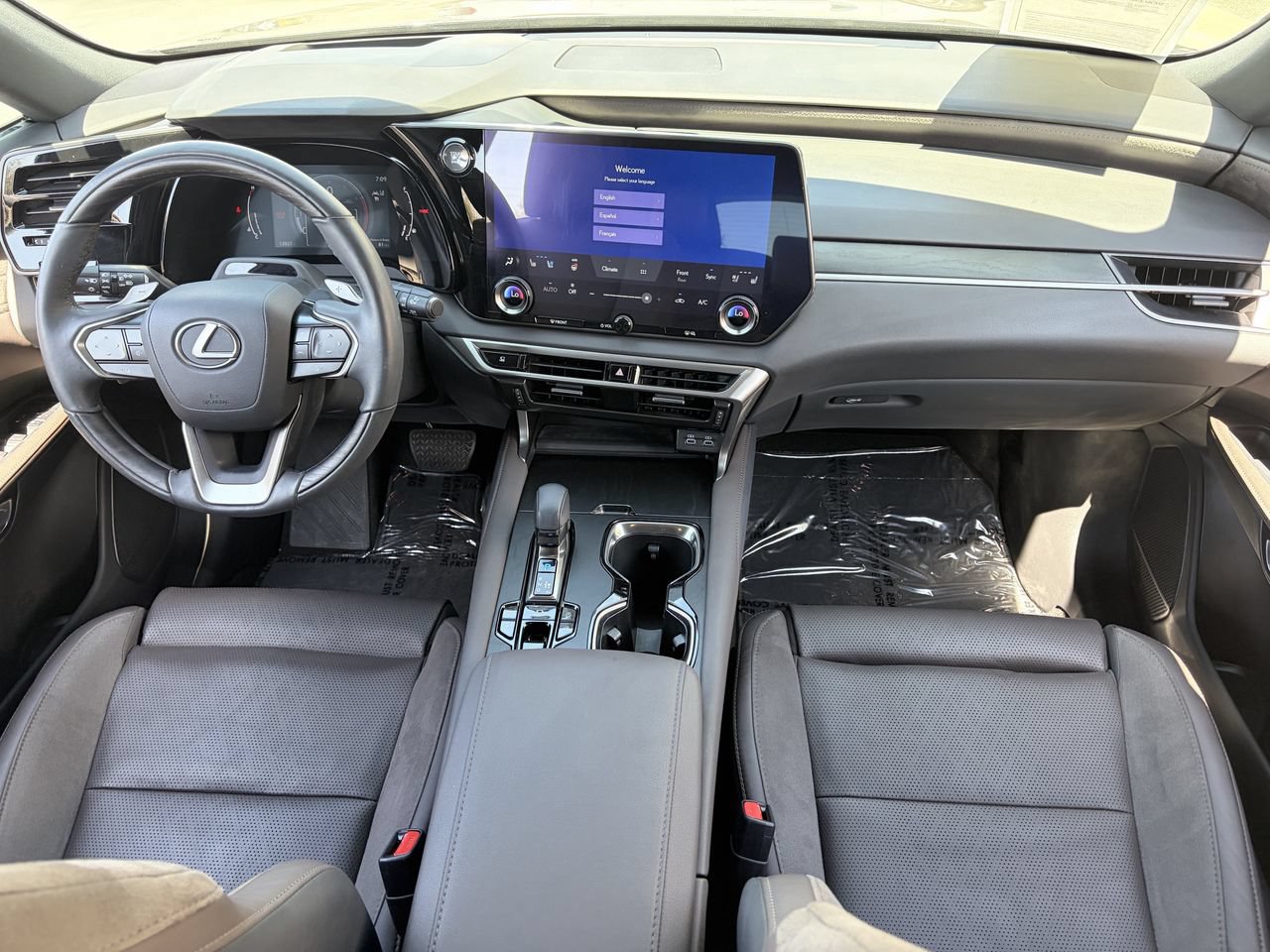 Used 2023 Lexus RX 350 AWD w/ Cold Area Package image 15