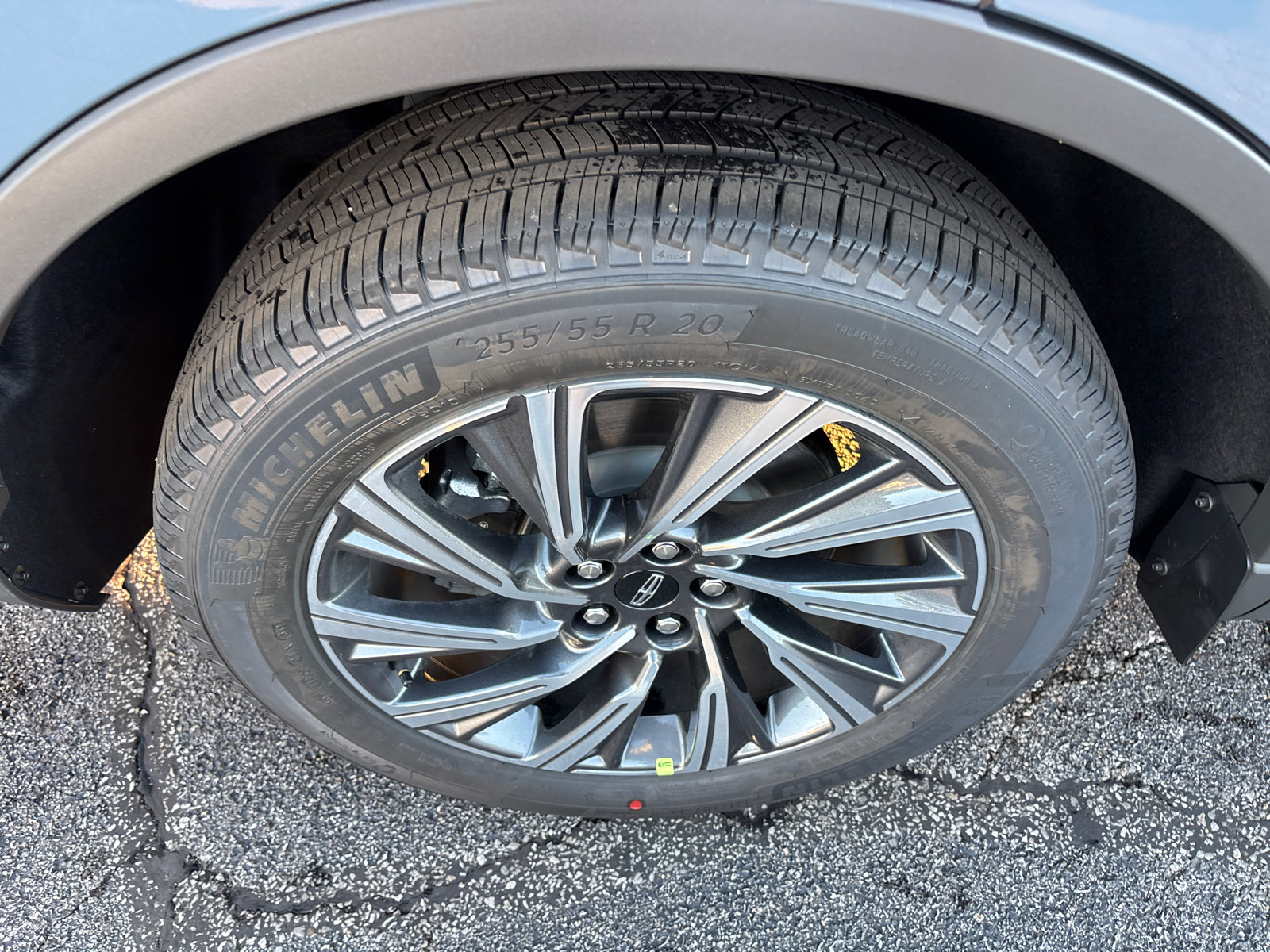 New 2027 Lincoln Aviator AWD image 10