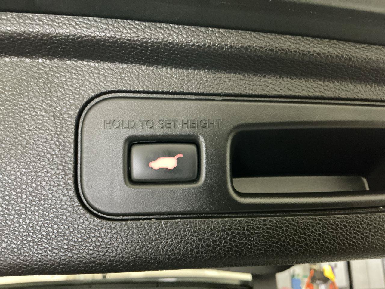 Used 2018 Honda Odyssey Elite image 18