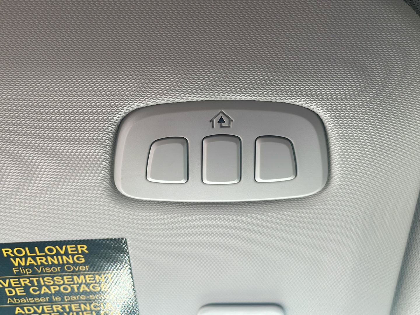 Used 2025 Ford Escape SE w/ PHEV Premium Package FWD image 25