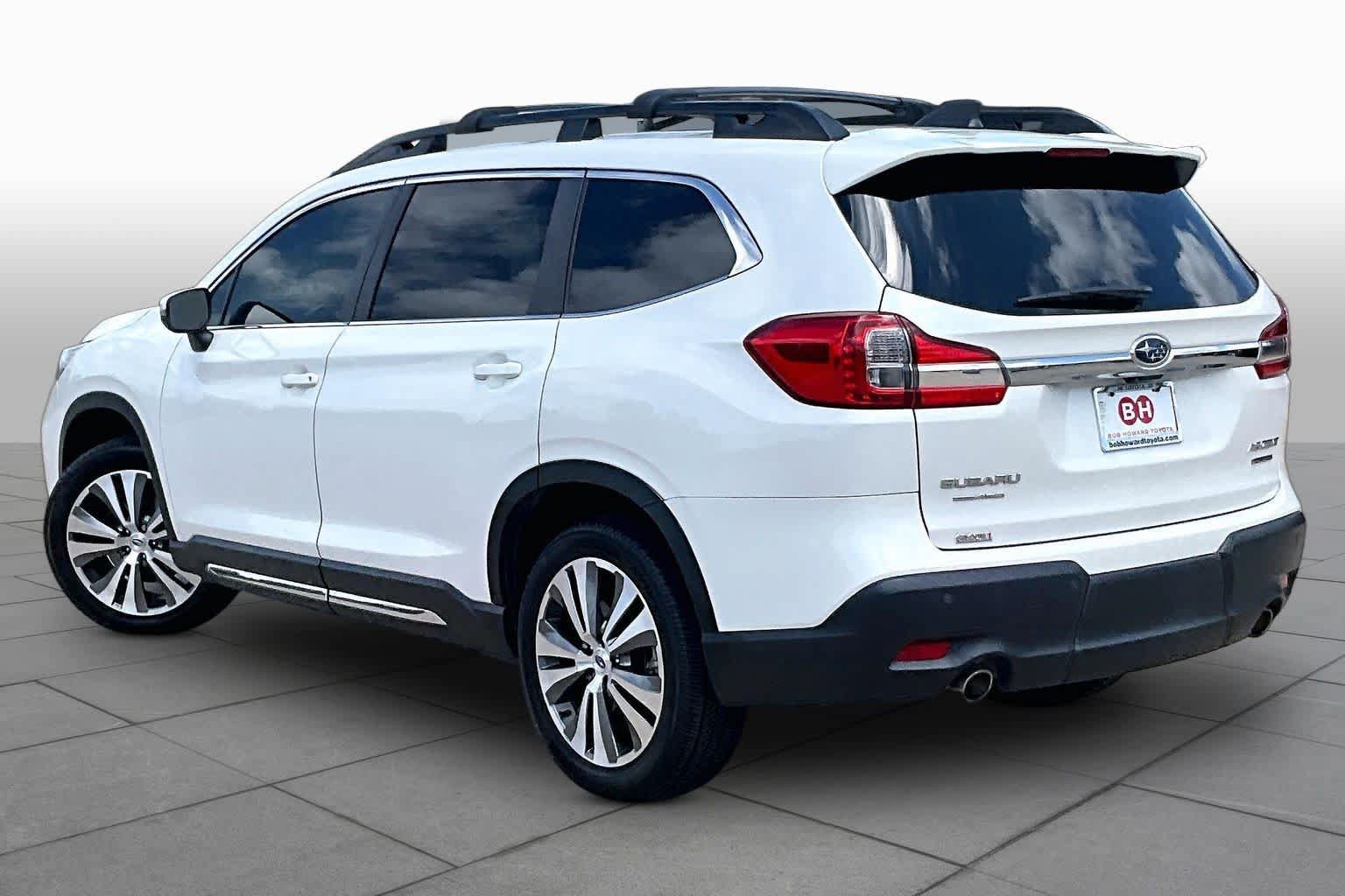 Used 2022 Subaru Ascent Limited AWD/4WD image 12