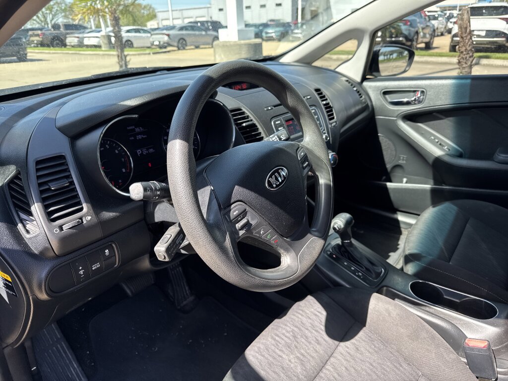 Used 2016 Kia Forte LX image 22