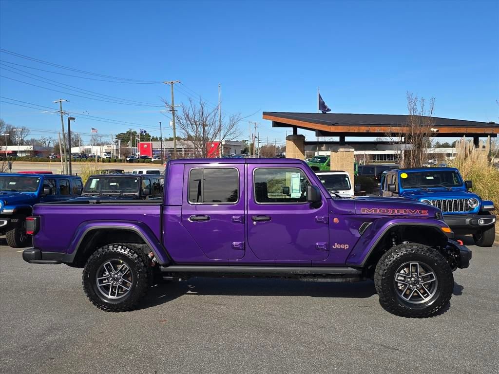 New 2026 Jeep Gladiator Mojave image 2