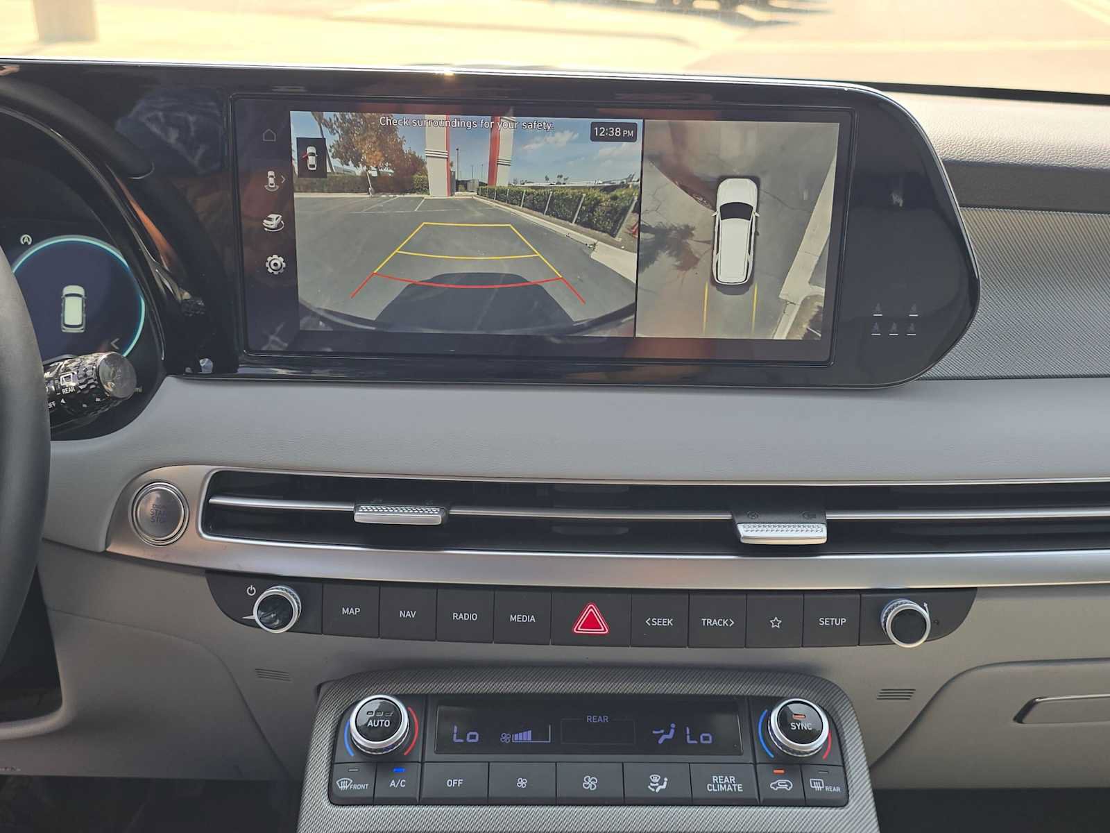 Used 2025 Hyundai Palisade SEL FWD image 30