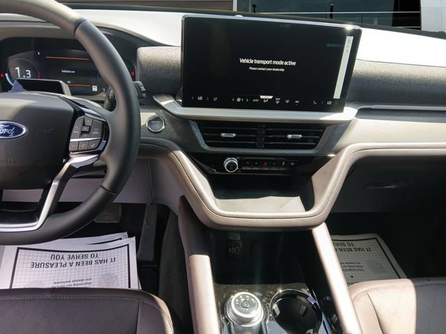Certified 2026 Ford Explorer Platinum RWD image 11