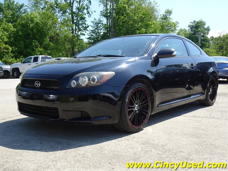 Used 2009 Scion tC FWD image 2