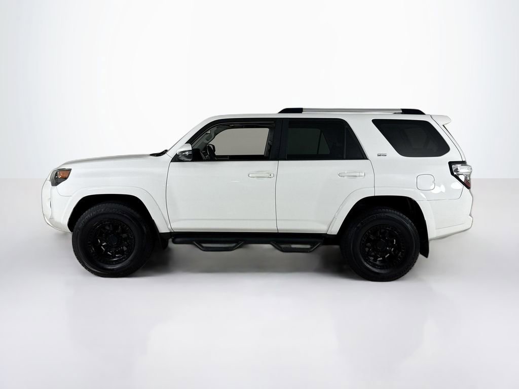 Used 2019 Toyota 4Runner 4WD image 2