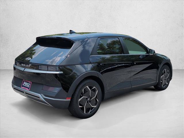 Certified 2024 Hyundai Ioniq 5 SE RWD image 5