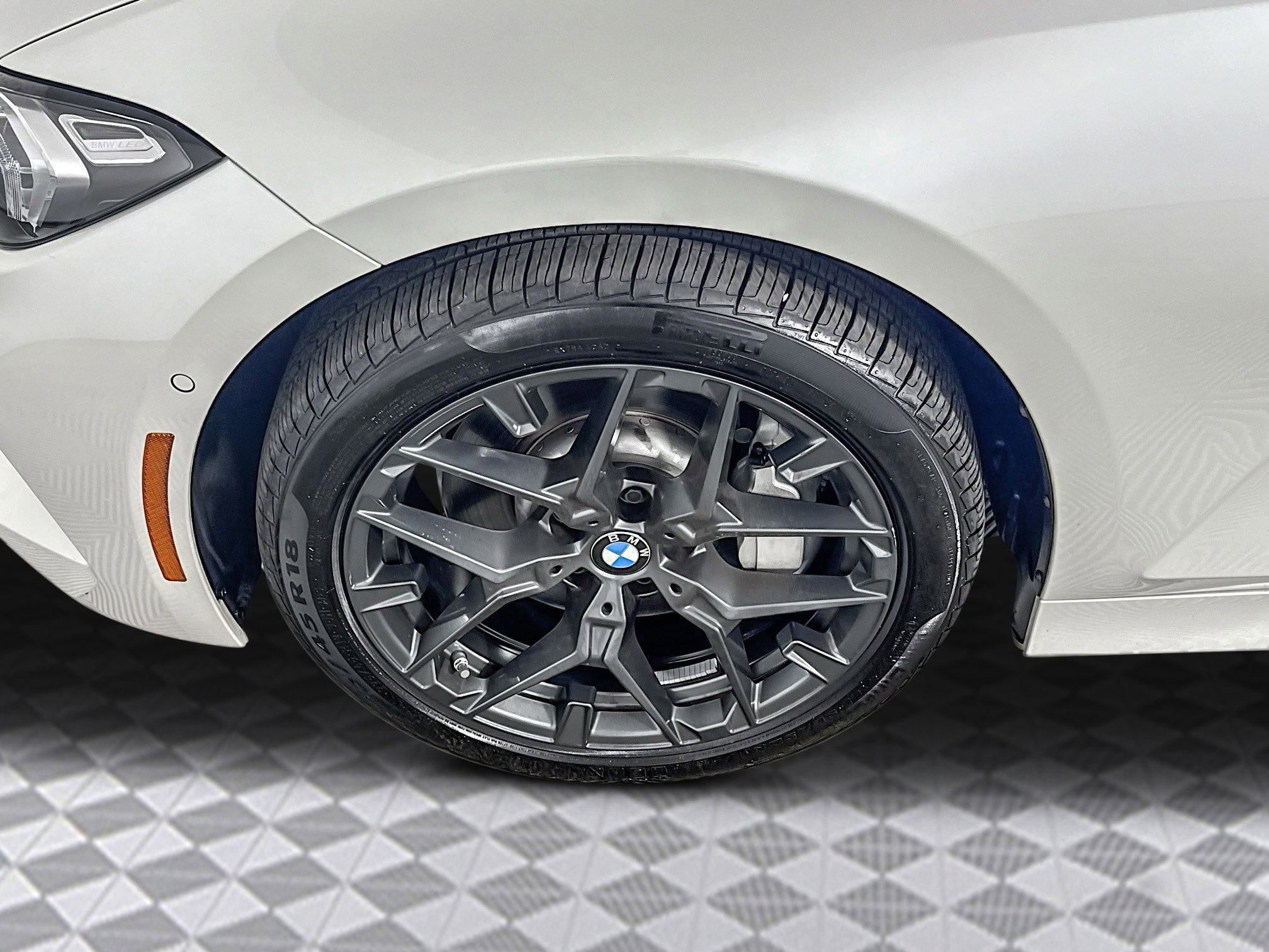 Used 2025 BMW 330i Sedan w/ Convenience Package image 38