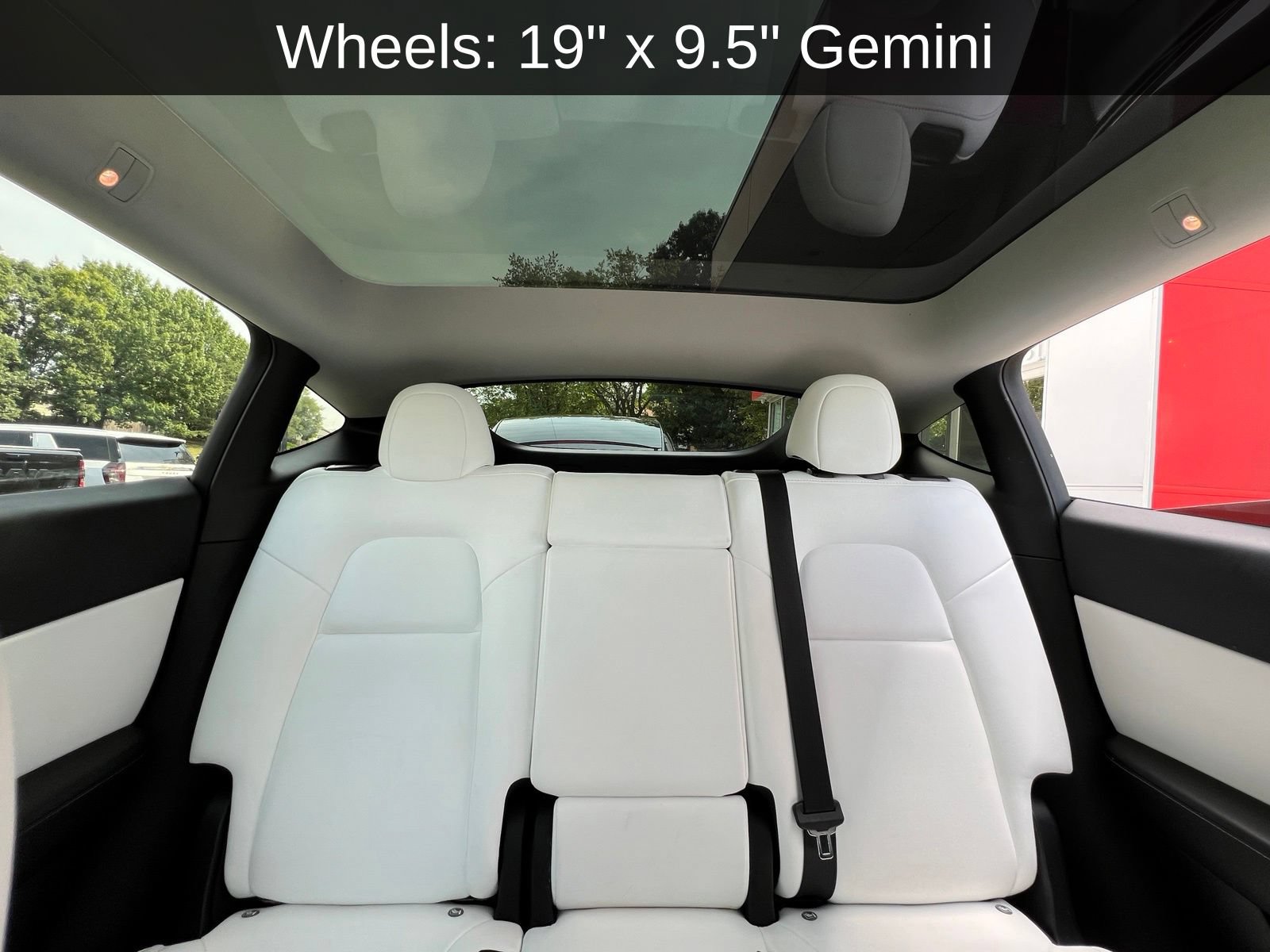 Used 2022 Tesla Model Y Long Range AWD/4WD image 6