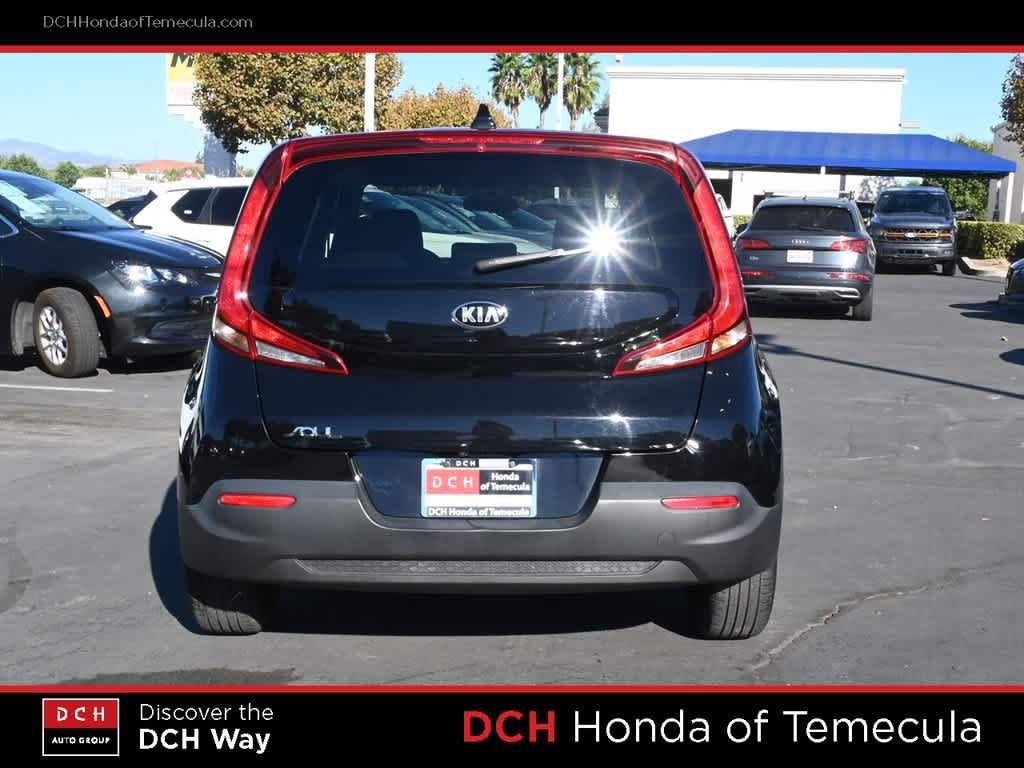 Used 2021 Kia Soul LX FWD image 6