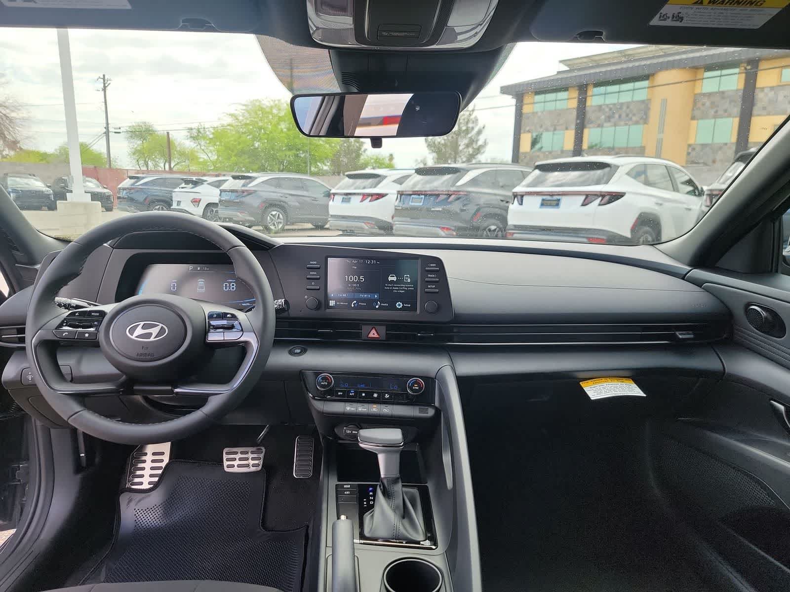 Certified 2025 Hyundai Elantra Sport FWD image 14