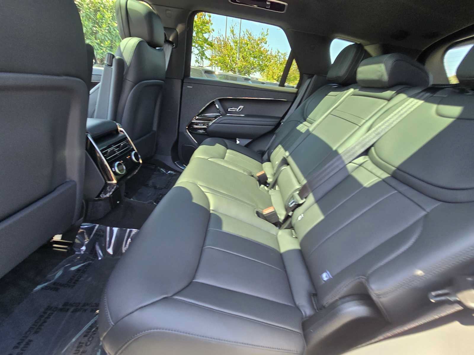 New 2025 Land Rover Range Rover Sport Dynamic SE AWD/4WD image 20