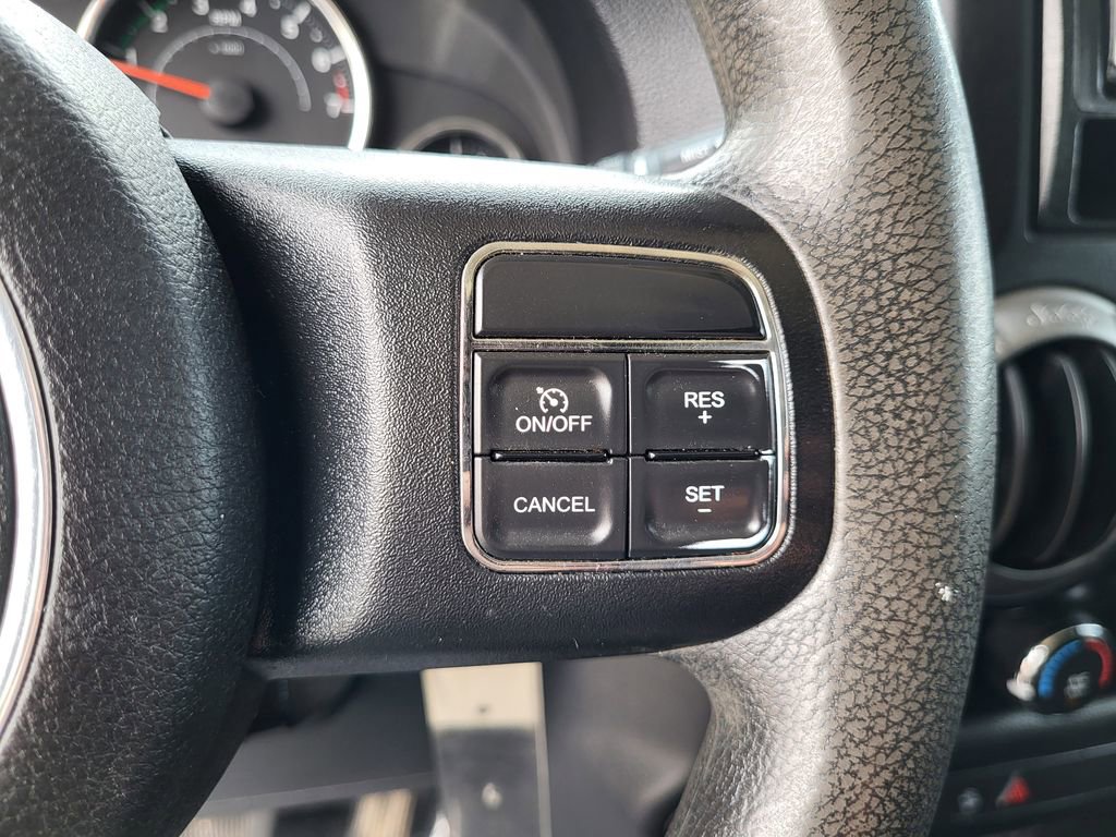 Used 2013 Jeep Wrangler Unlimited Sport image 20