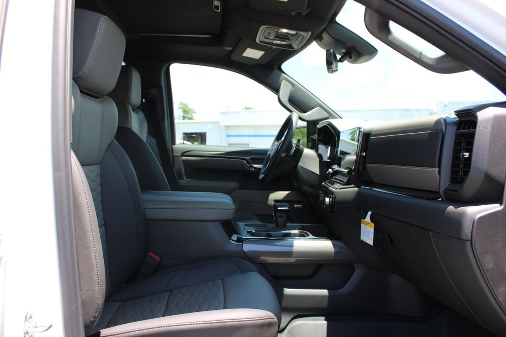 New 2026 Chevrolet Silverado 1500 ZR2 AWD/4WD image 32