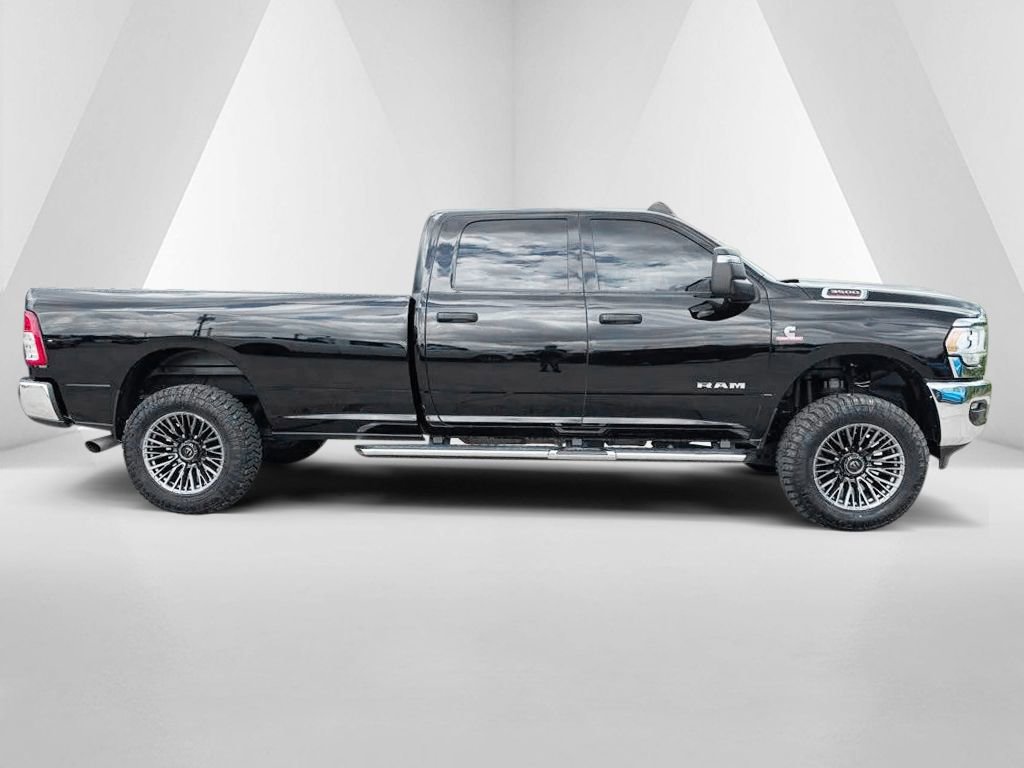 Used 2024 RAM 3500 Big Horn AWD/4WD image 8