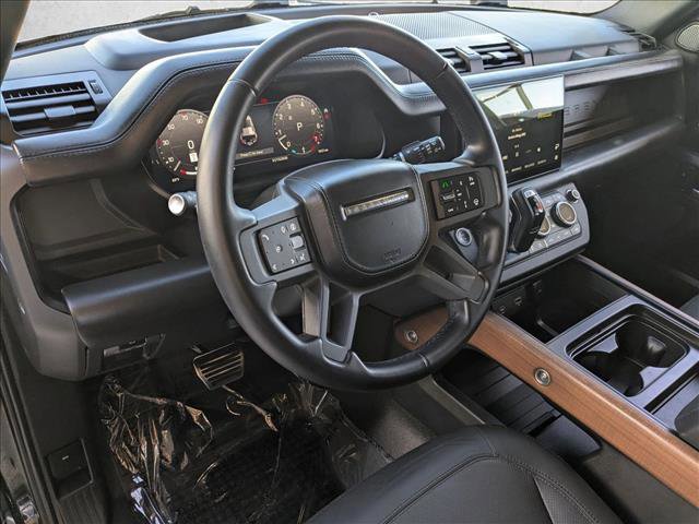 Used 2024 Land Rover Defender 110 X image 10