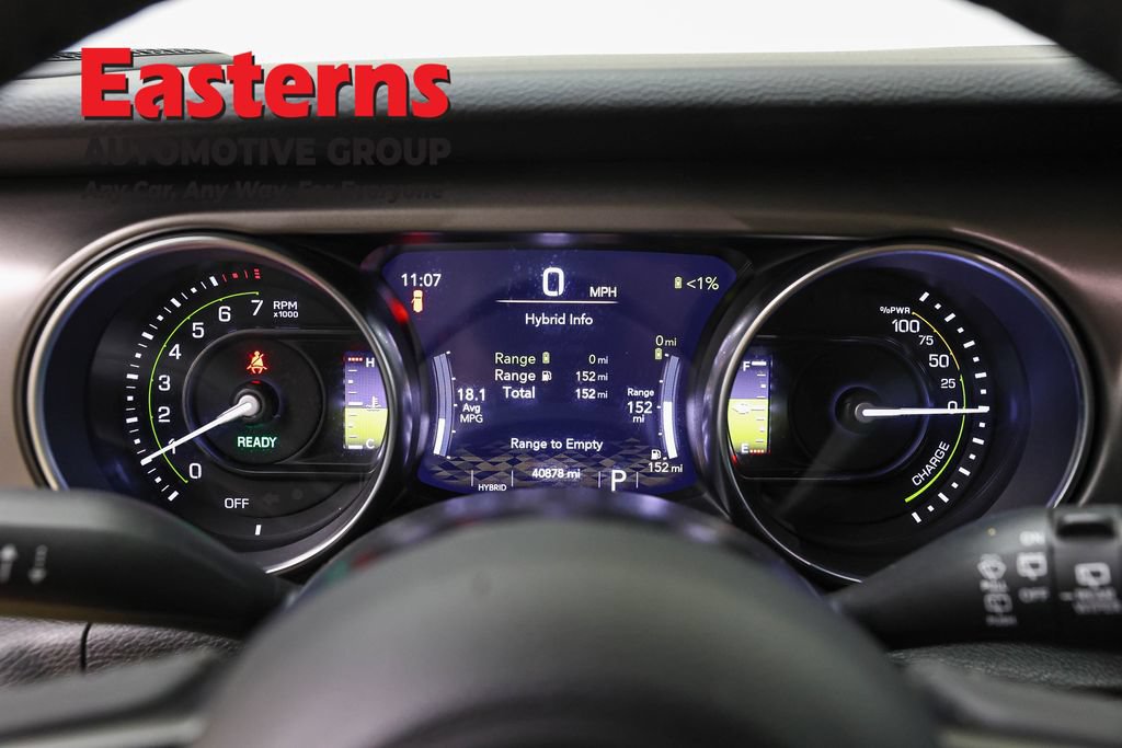 Used 2023 Jeep Wrangler Unlimited w/ Cold Weather Group AWD/4WD image 18