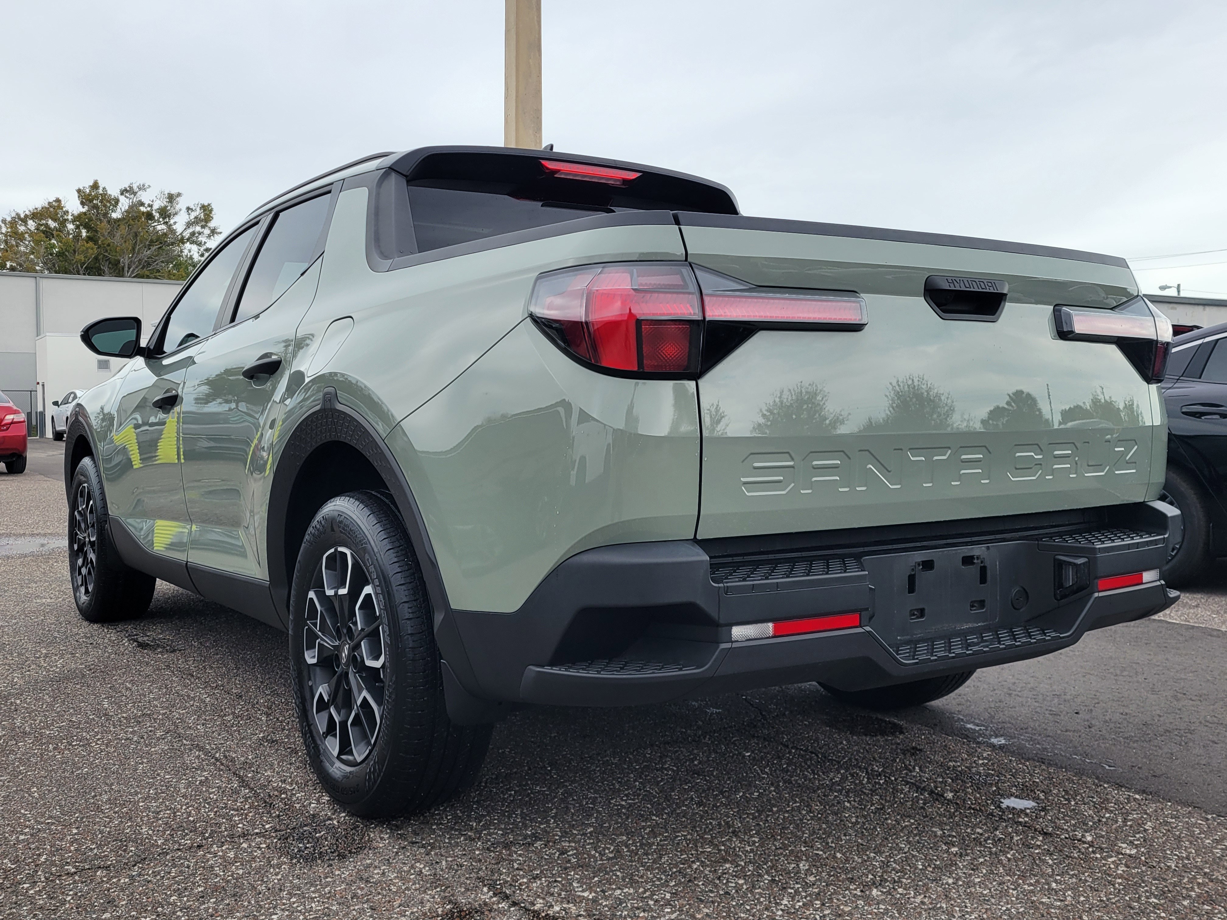 Used 2023 Hyundai Santa Cruz SEL w/ Activity Package image 4