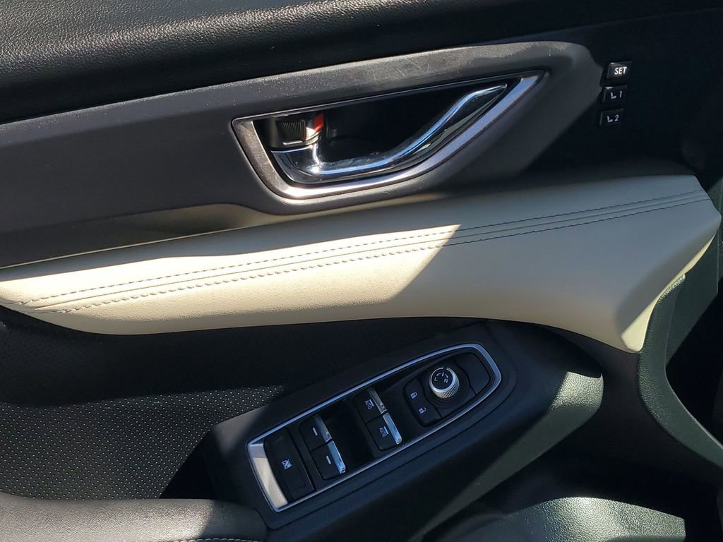 Used 2022 Subaru Ascent Limited w/ Technology Package image 47