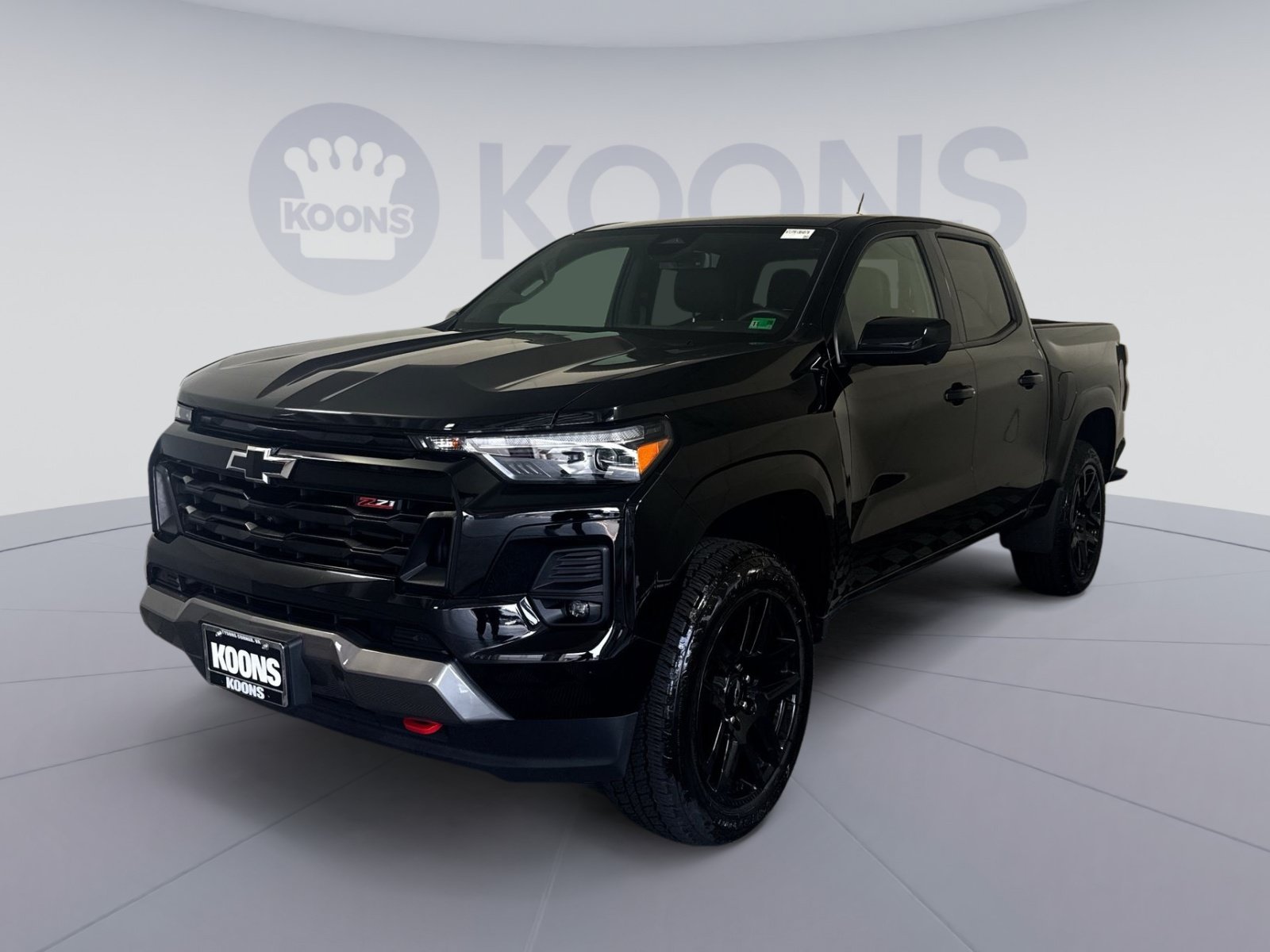 Used 2024 Chevrolet Colorado Z71 w/ Z71 Convenience Package 2 AWD/4WD image 1