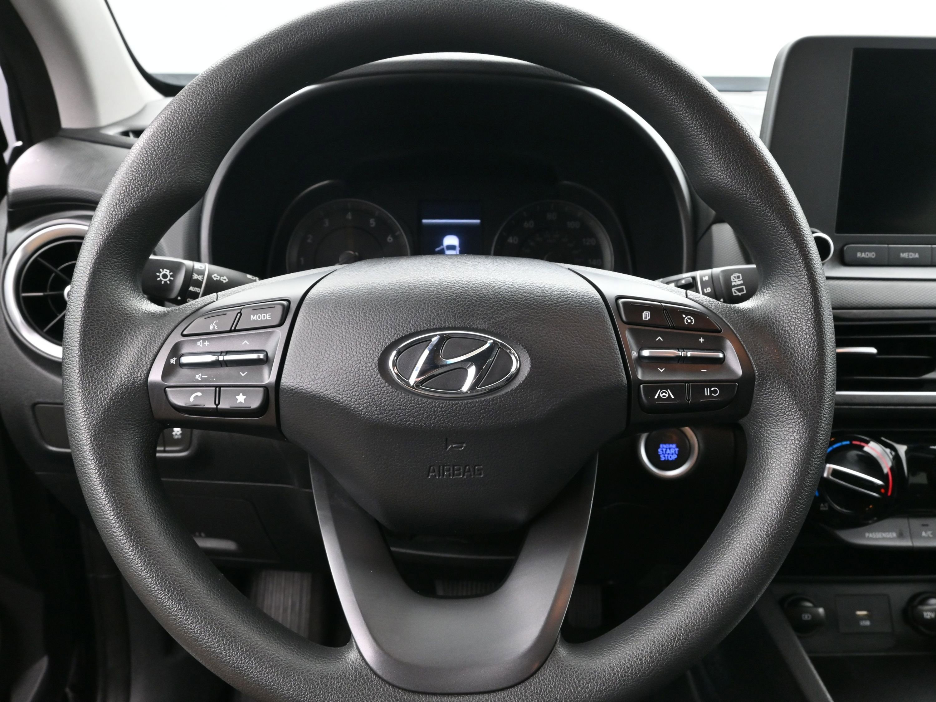 Certified 2023 Hyundai Kona SEL image 13