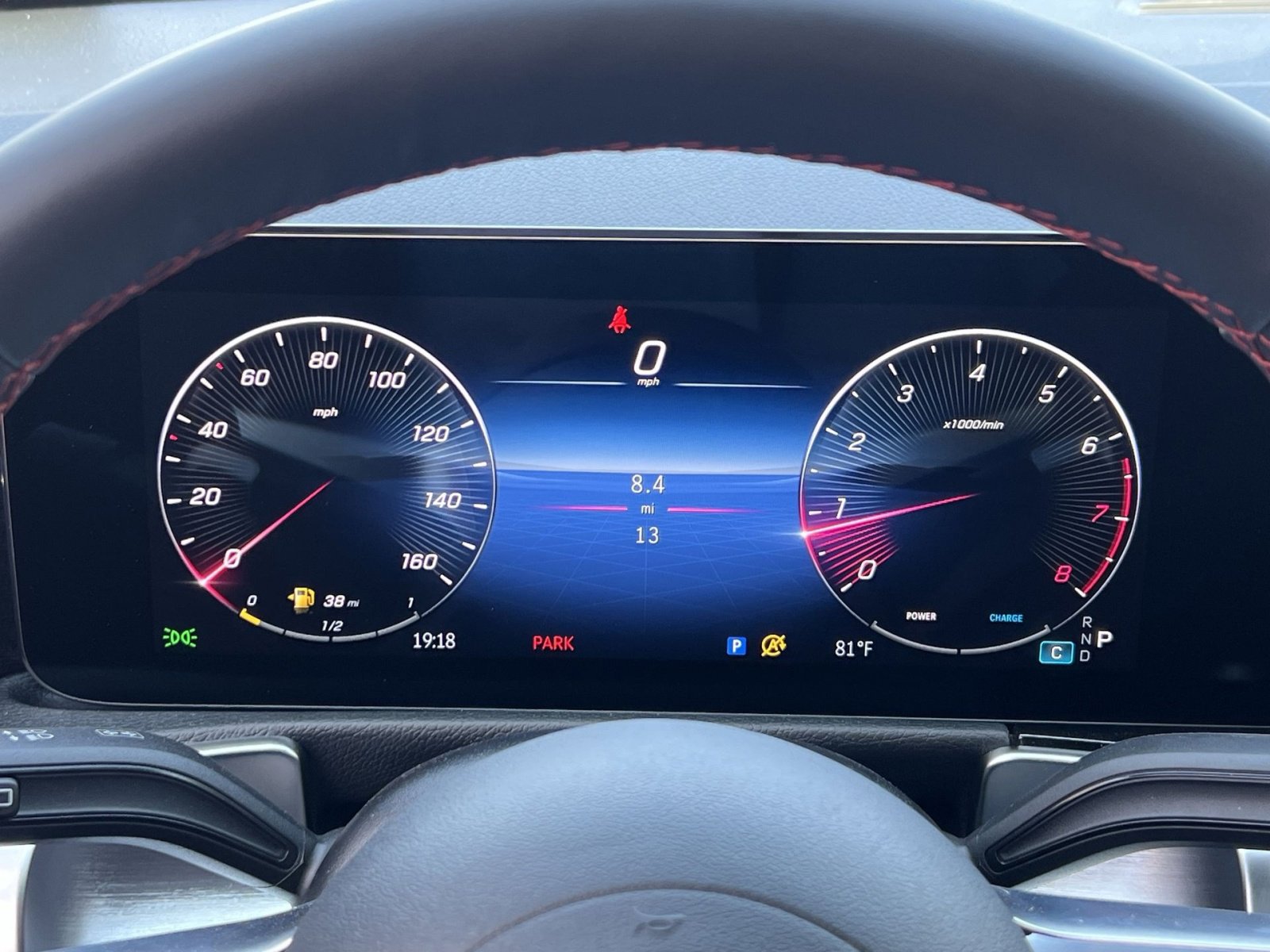 New 2026 Mercedes-Benz GLB 250 4MATIC image 15