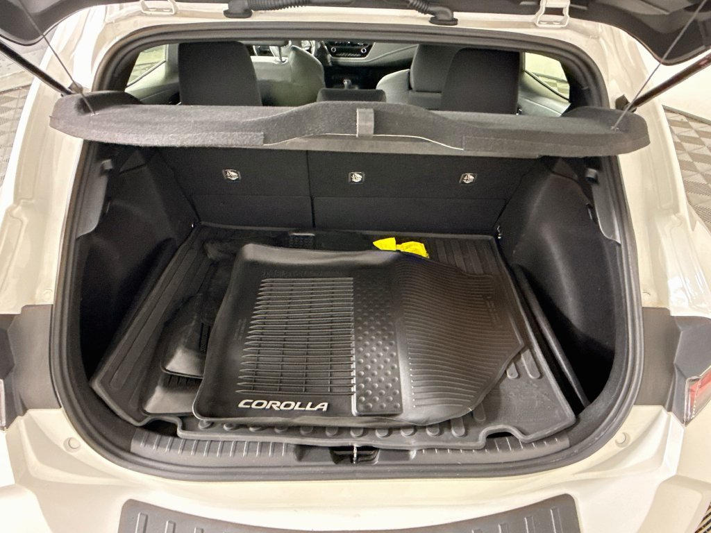 Certified 2022 Toyota Corolla SE FWD image 27