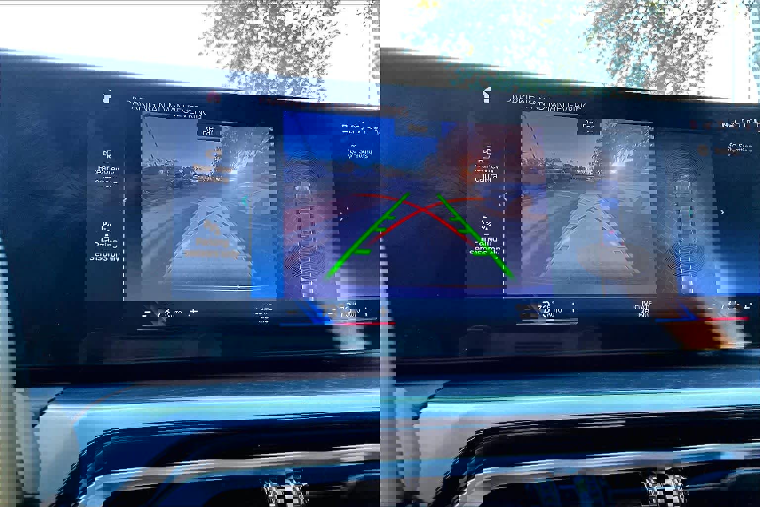 Used 2023 BMW 330i Sedan w/ Driving Assistance Package image 24