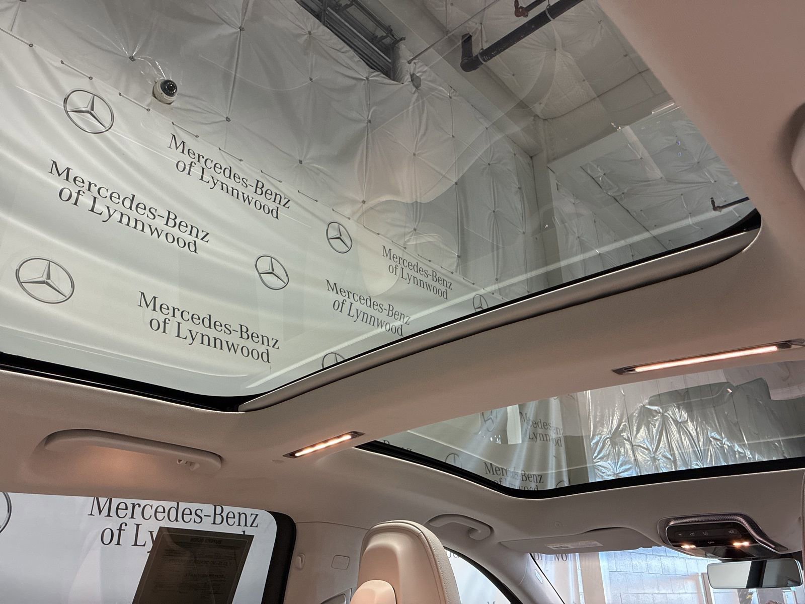 Used 2023 Mercedes-Benz EQS 580 4MATIC SUV image 12