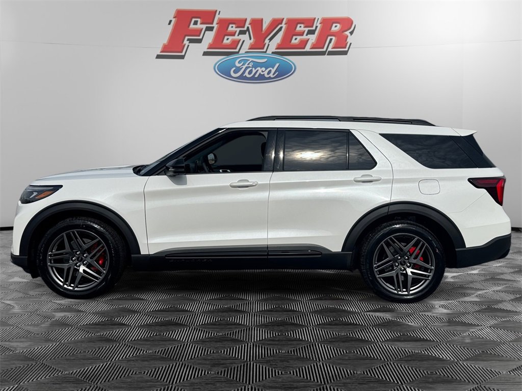 New 2026 Ford Explorer ST image 4
