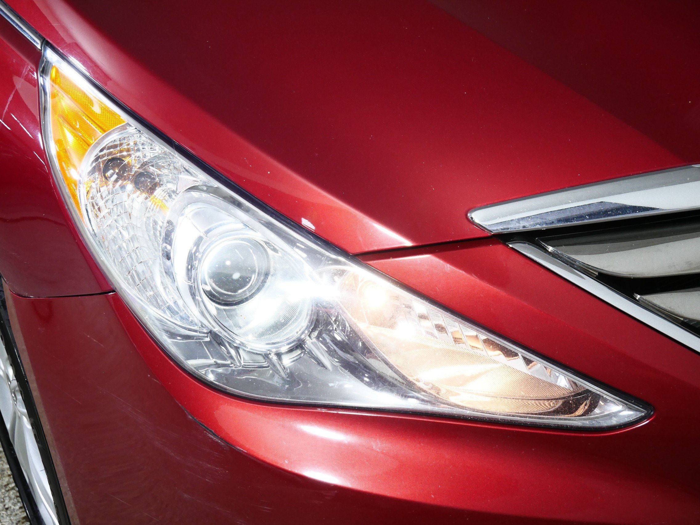 Used 2013 Hyundai Sonata Limited w/ Premium Pkg FWD image 16