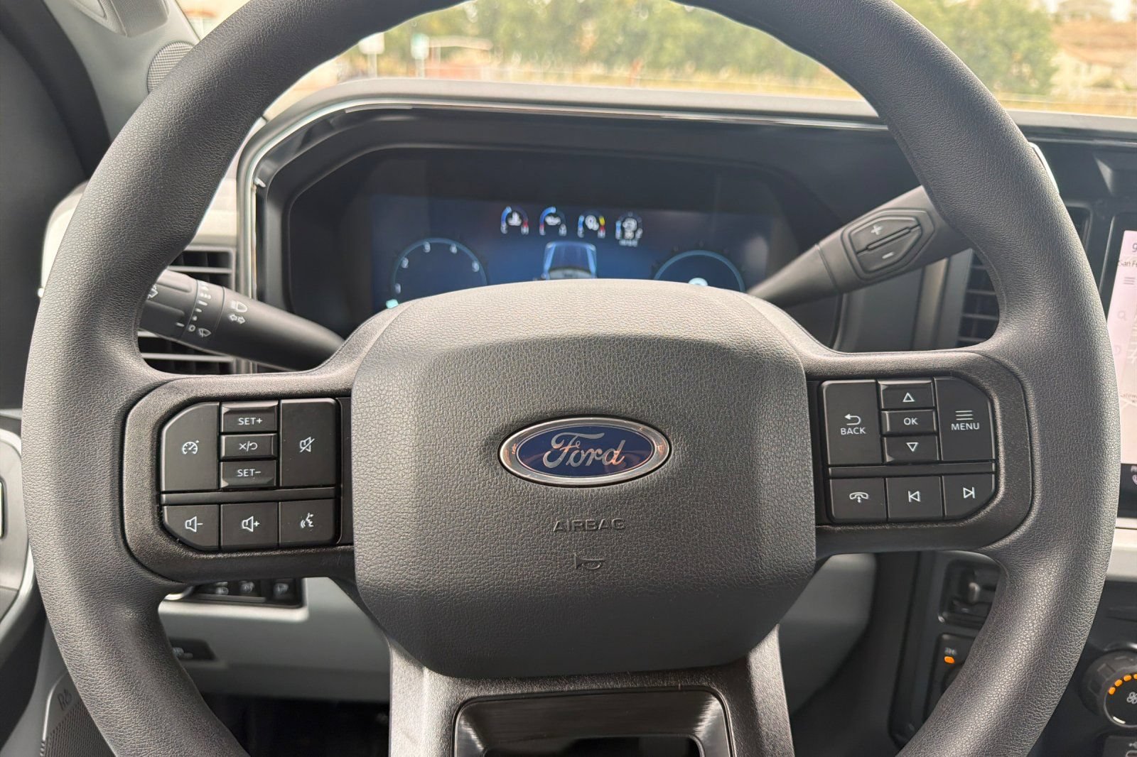 New 2026 Ford F250 XLT w/ XLT Premium Package AWD/4WD image 26